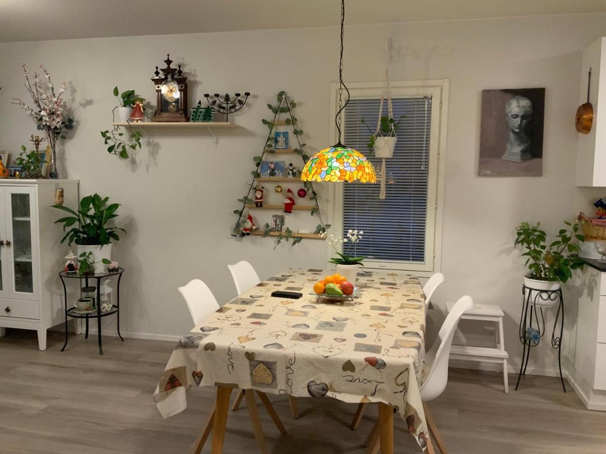 Private Room In The Shared Detached House. Vantaa Kültér fotó